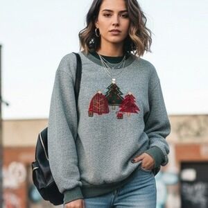 Vitg Bon Worth Medium Christmas Tree Applique Green Textured Pullover Sweatshirt